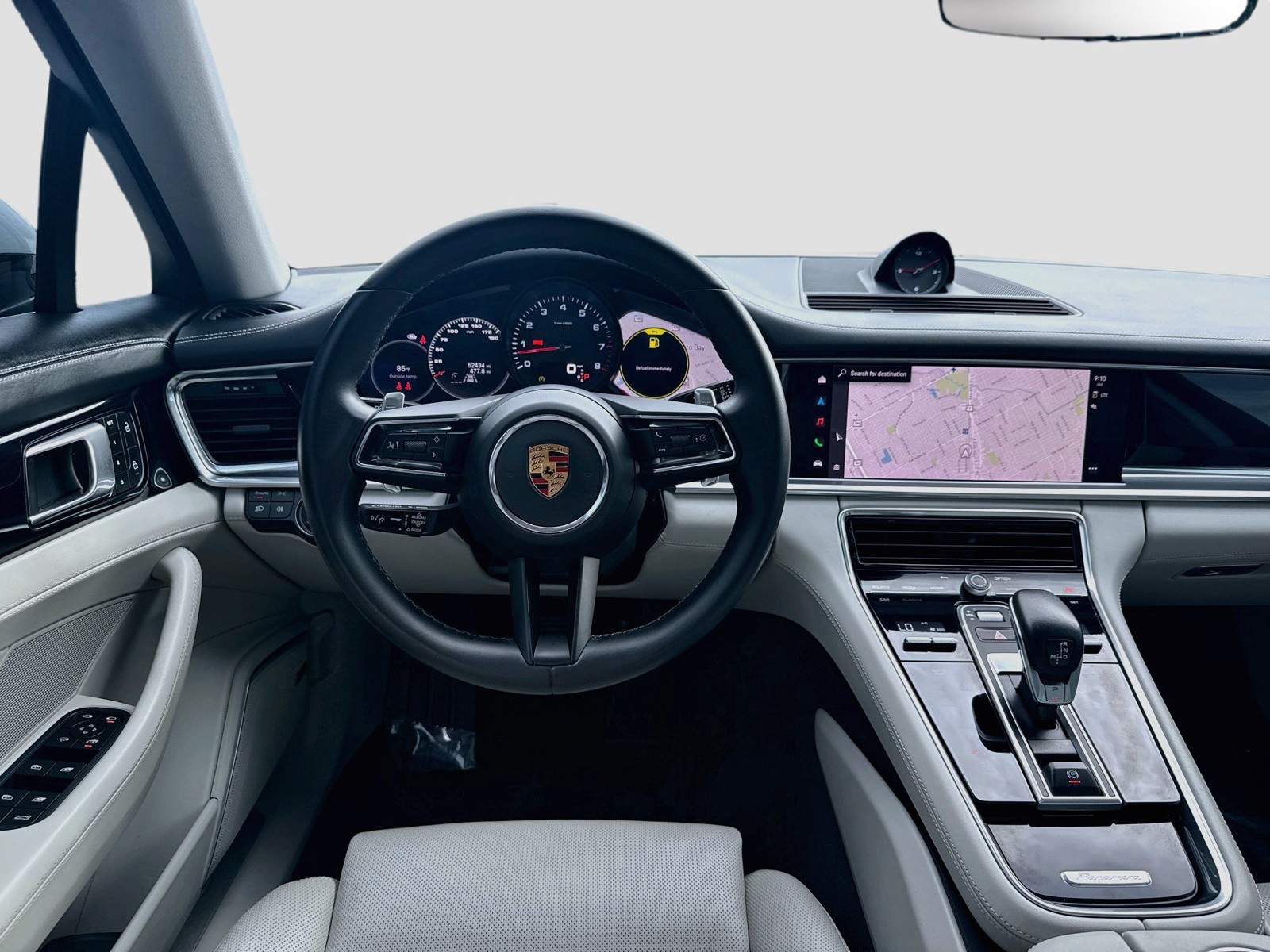 Used 2023 White Porsche 4 image 21