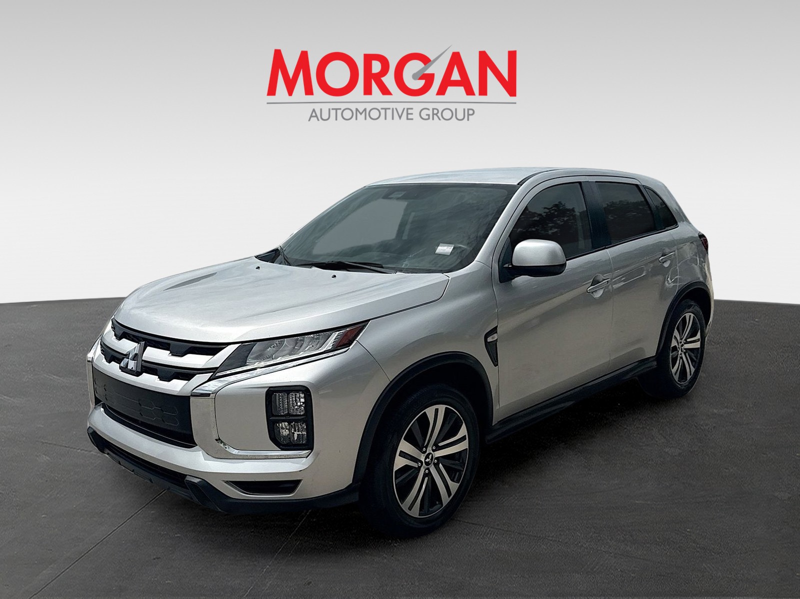 Used 2021 Silver Mitsubishi ES image 3