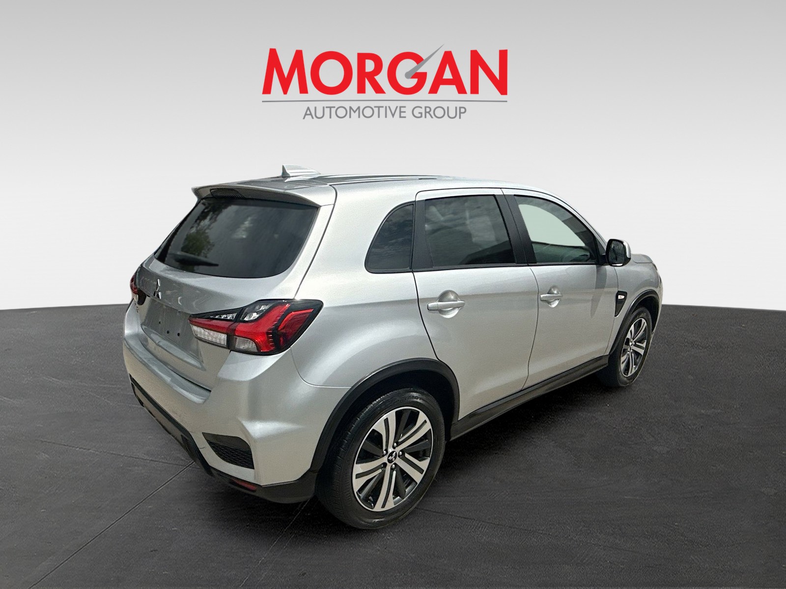 Used 2021 Silver Mitsubishi ES image 7
