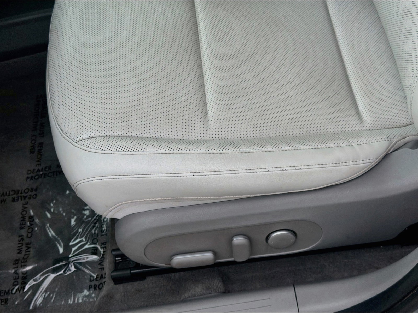 Used 2024 Curated Silver Hyundai SEL image 18