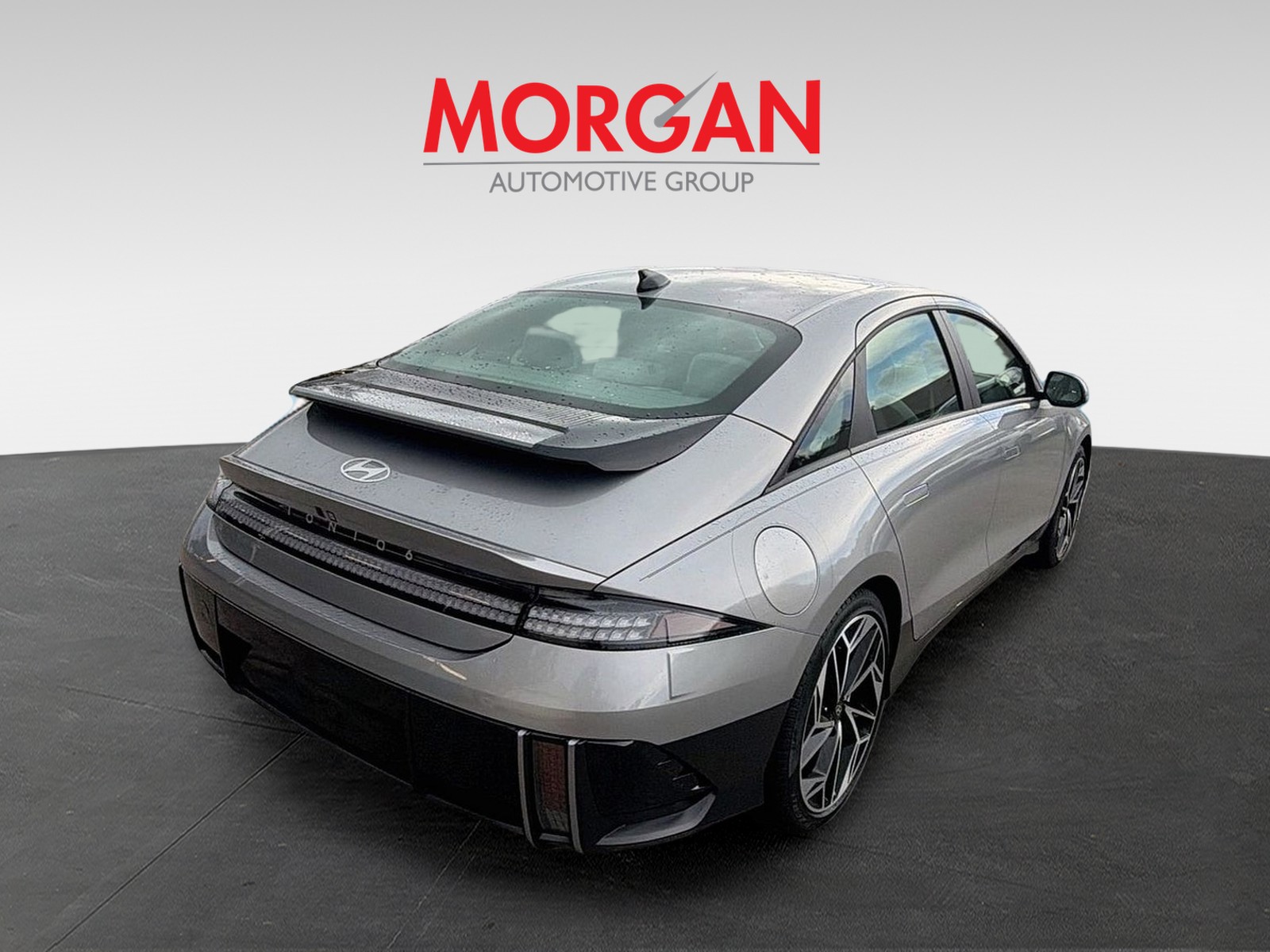 Used 2024 Curated Silver Hyundai SEL image 7