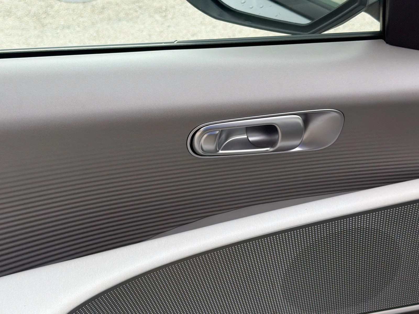 Used 2024 Curated Silver Hyundai SEL image 17