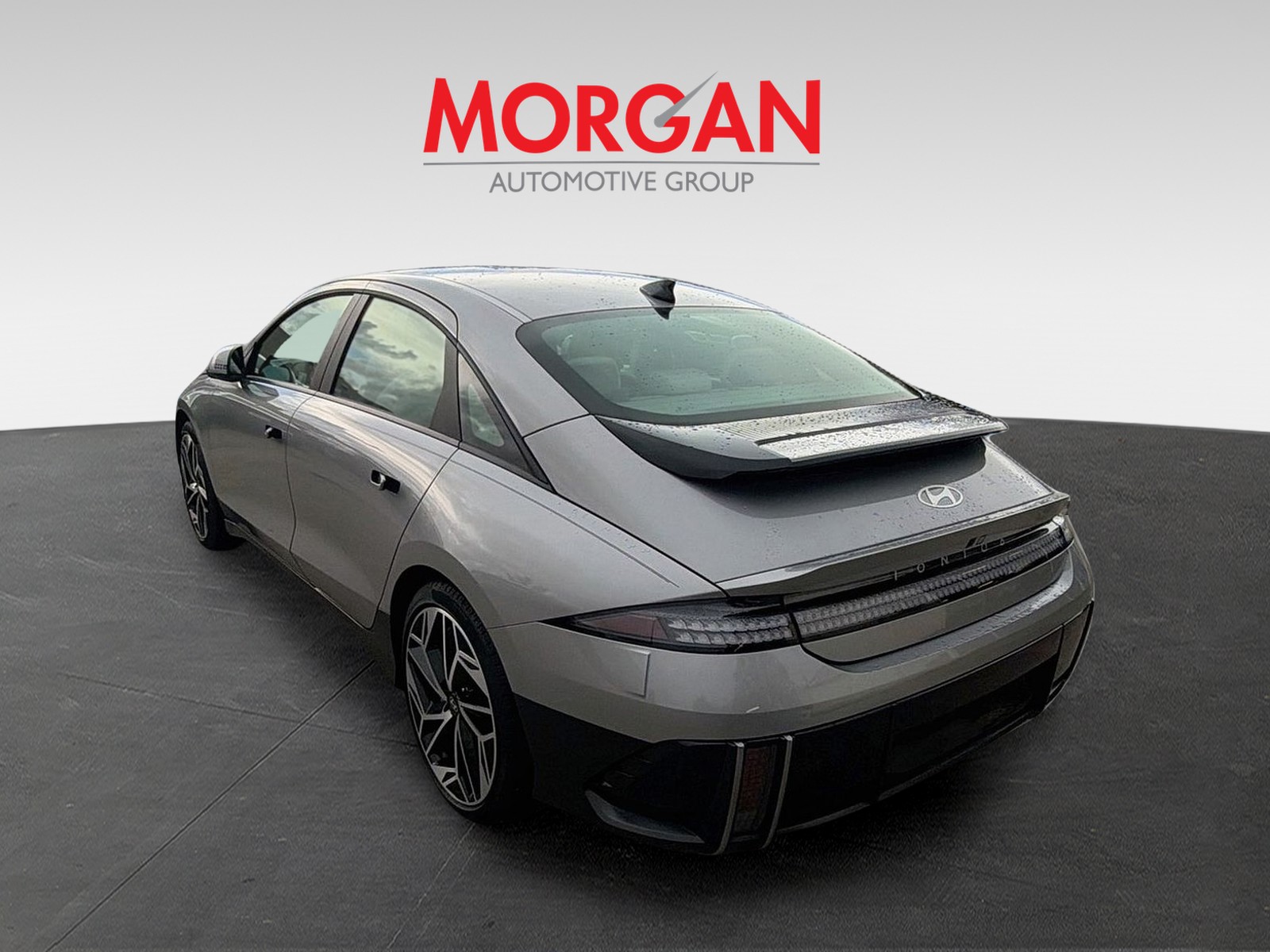 Used 2024 Curated Silver Hyundai SEL image 5