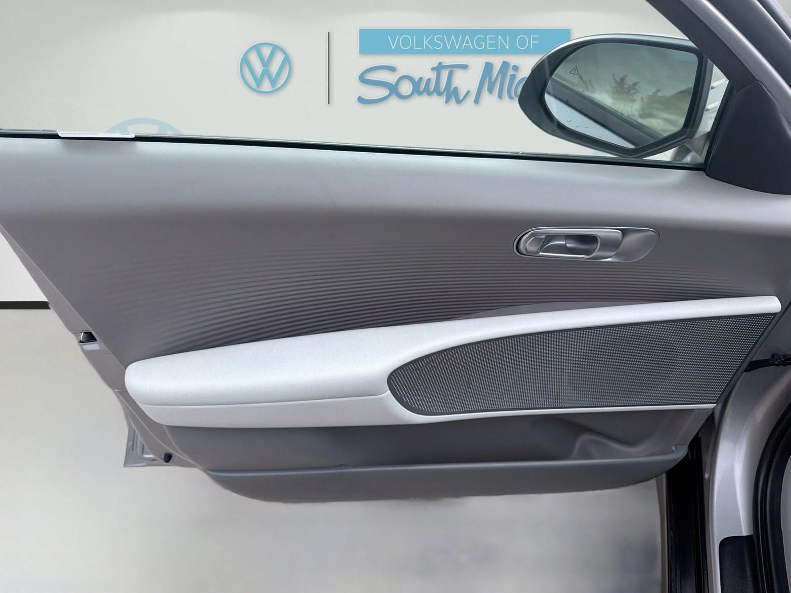 Used 2024 Curated Silver Hyundai SEL image 20