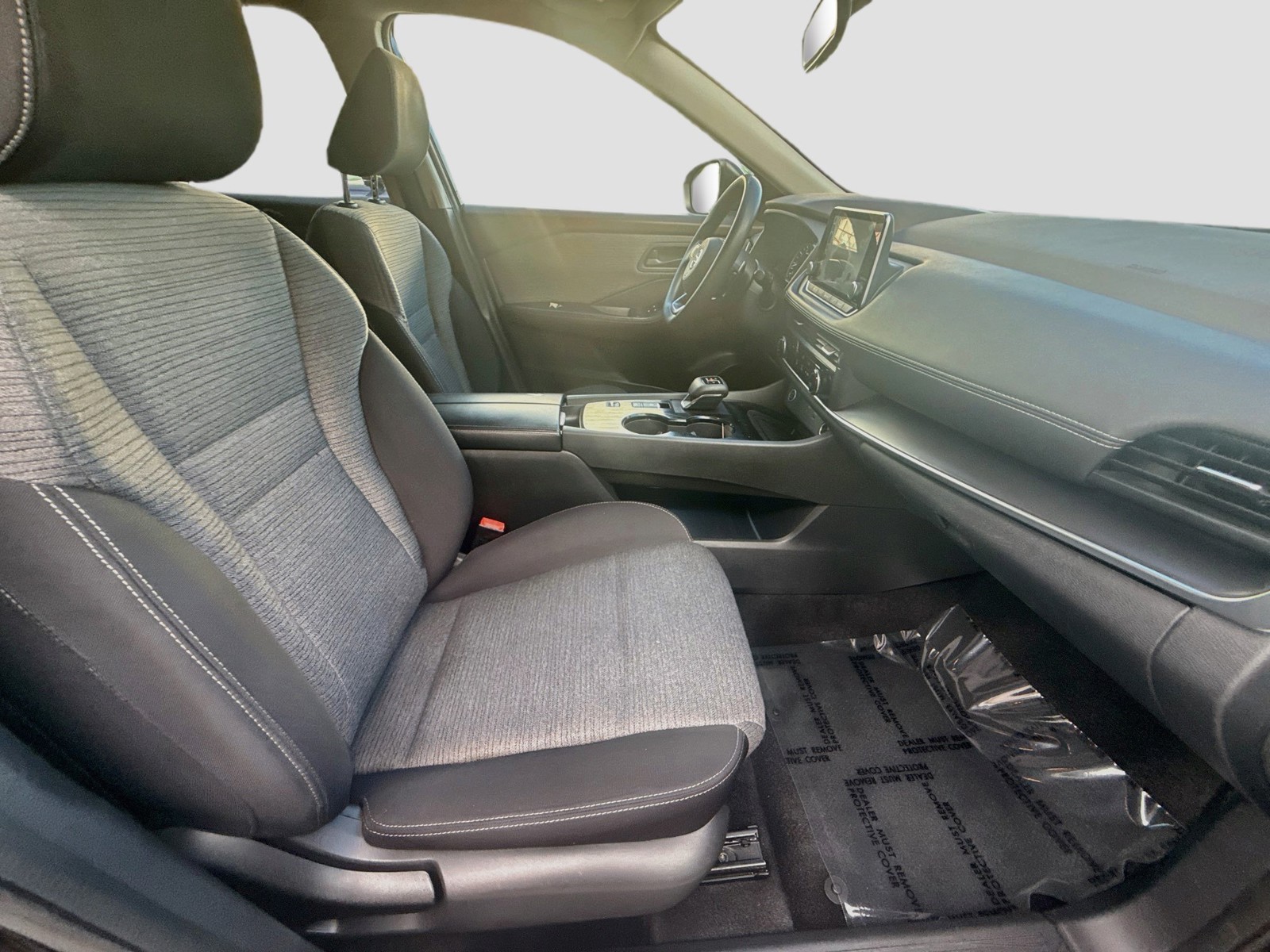 Used 2021 Super Black Nissan S image 29