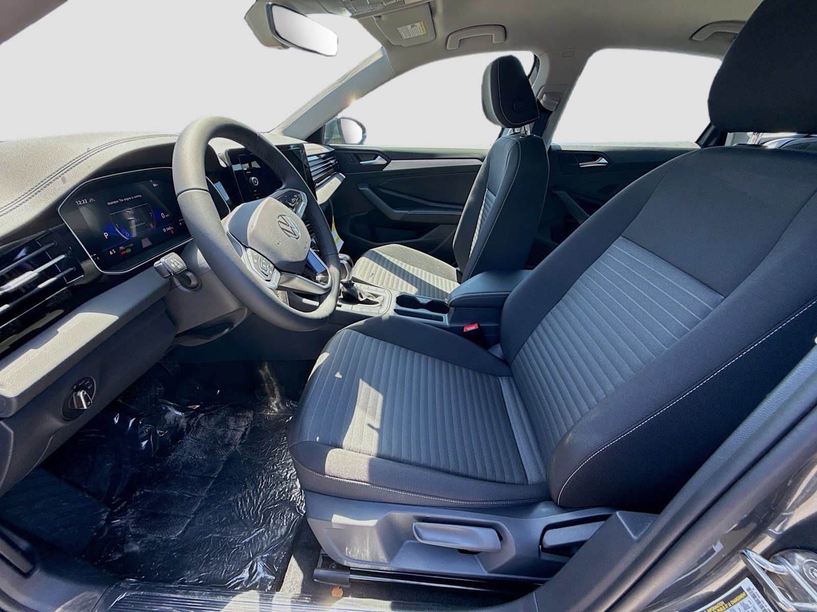New 2026 Platinum Volkswagen S image 16