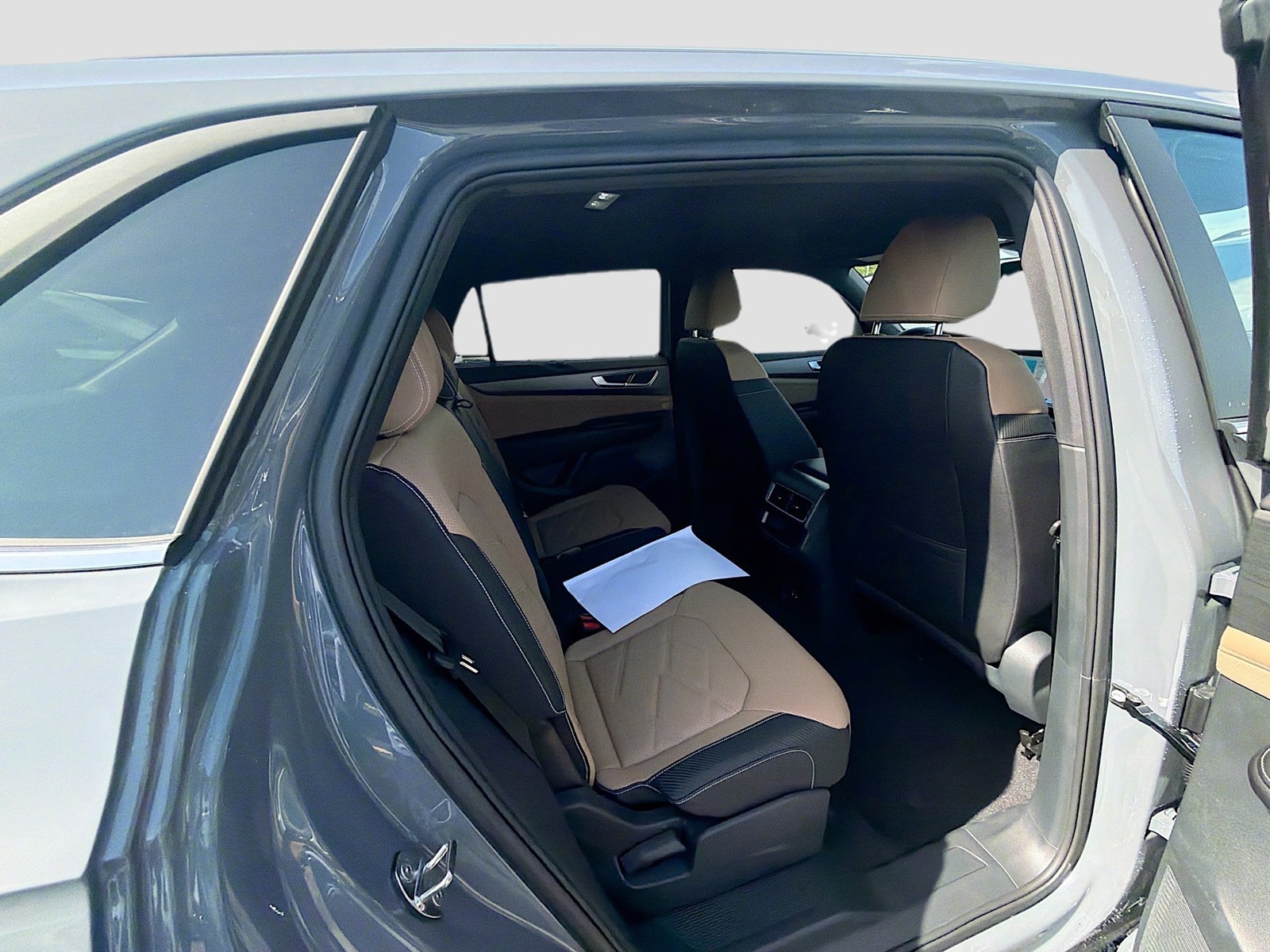 New 2026 Gray Volkswagen 2.0T SE w/Technology image 22