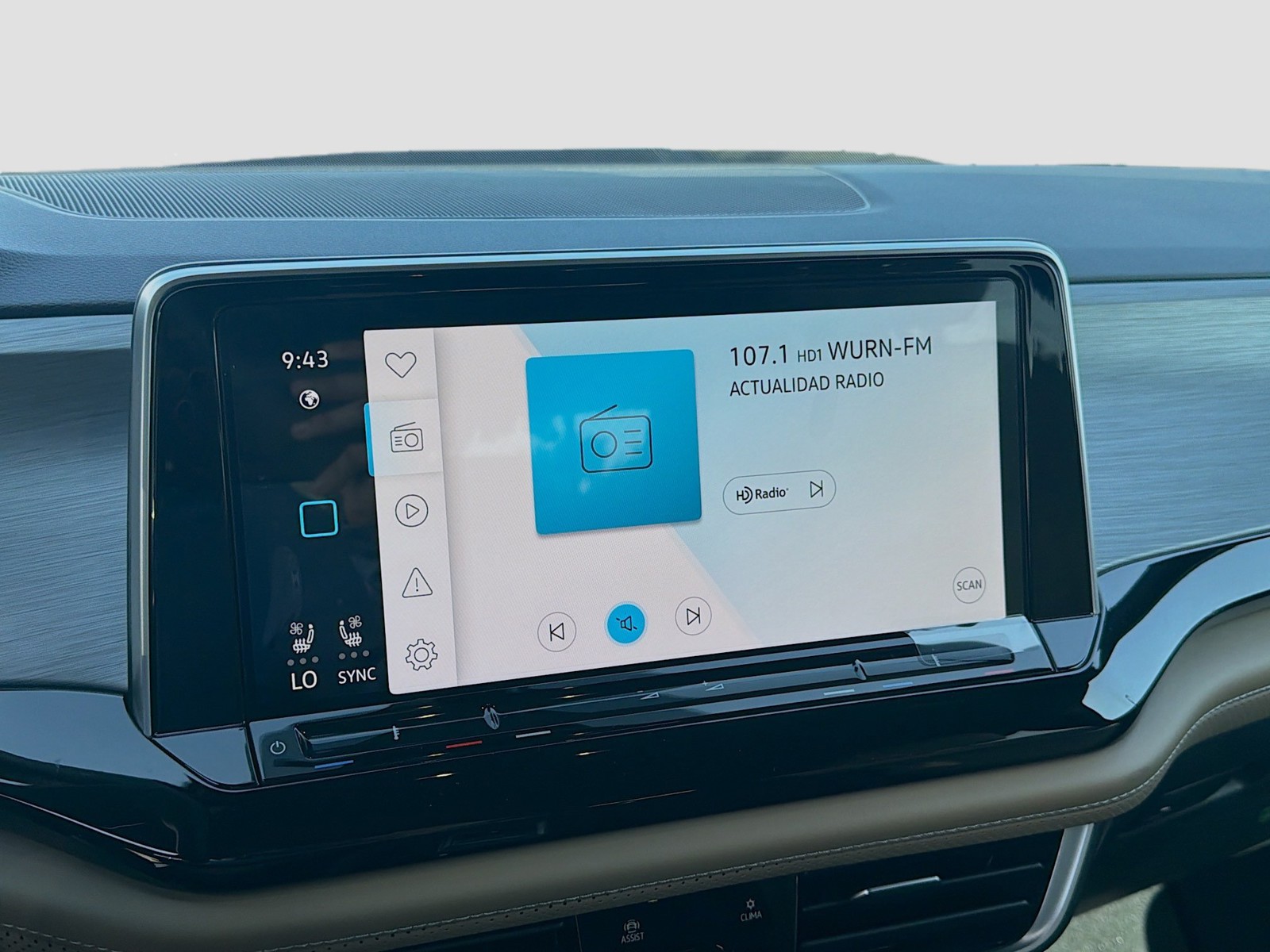 New 2026 Gray Volkswagen 2.0T SE w/Technology image 12