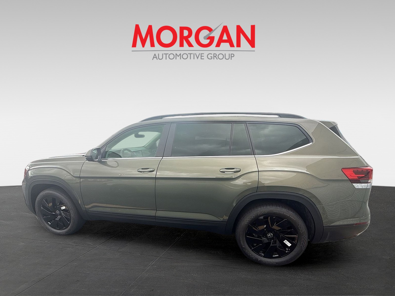 New 2026 Green Volkswagen 2.0T SE w/Technology image 4