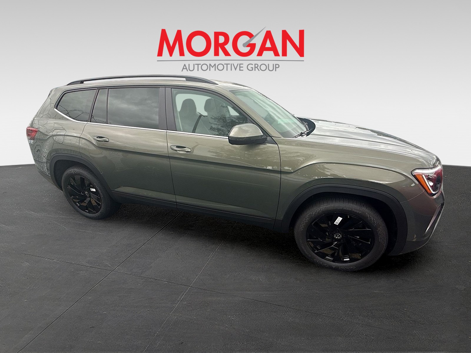New 2026 Green Volkswagen 2.0T SE w/Technology image 8