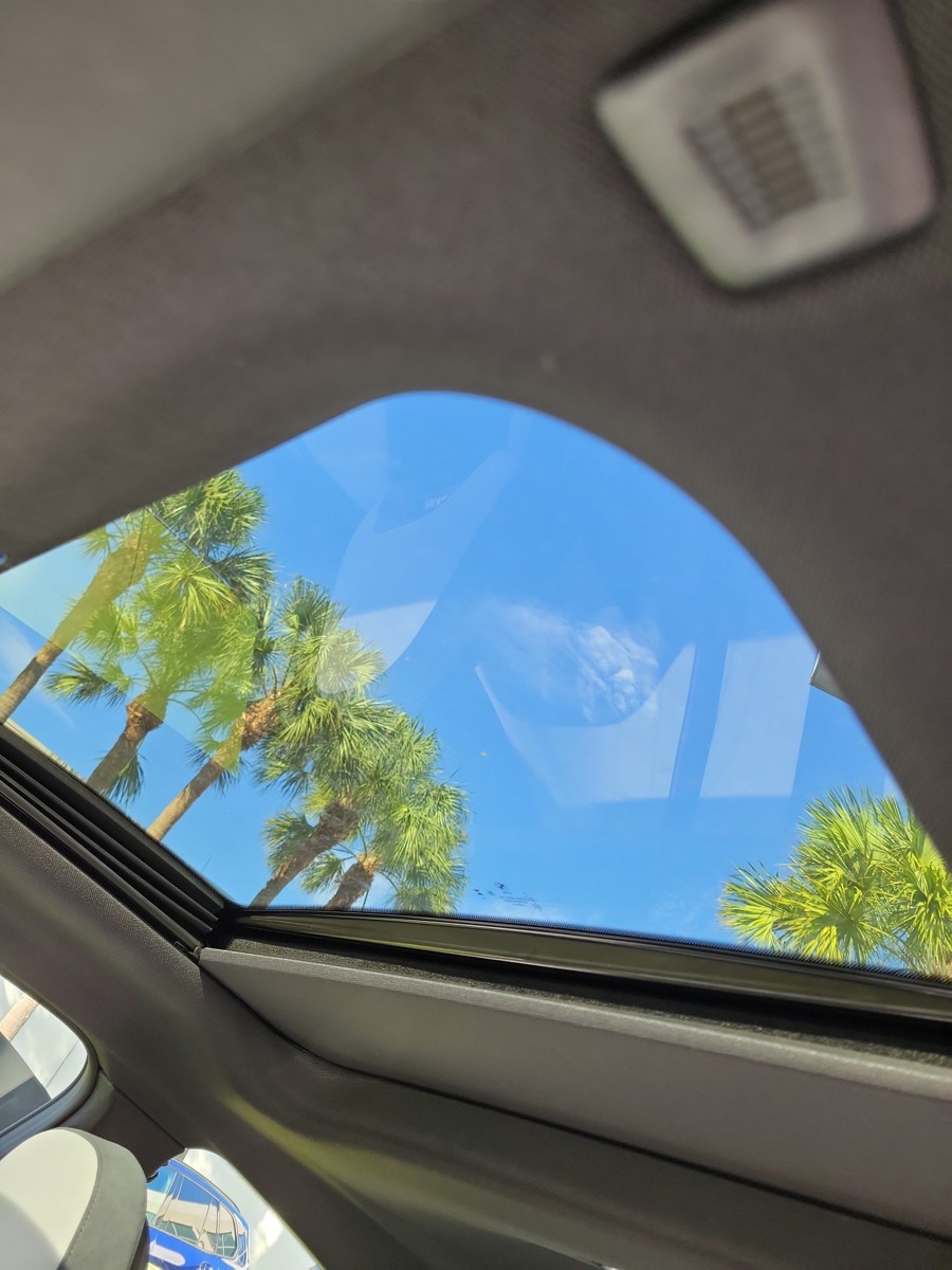 Used 2024 Tanzanite Blue II Metallic BMW Competition image 28