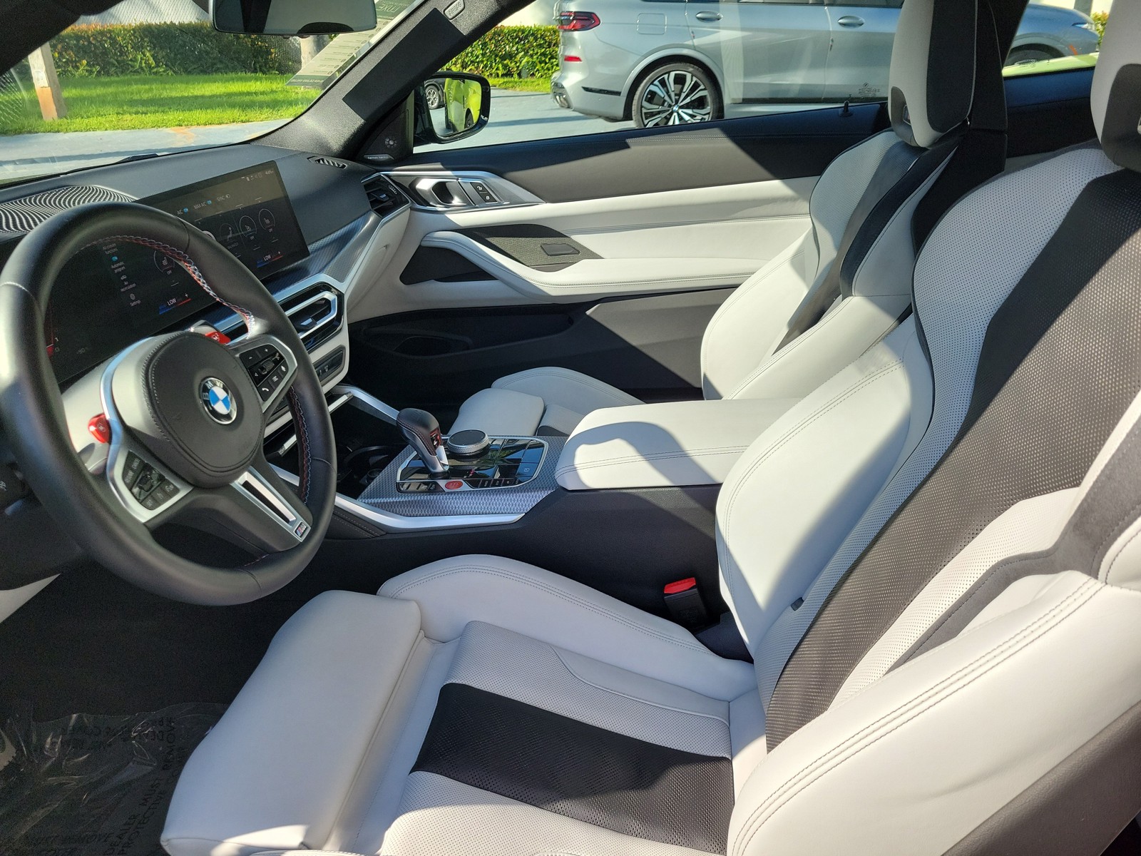 Used 2024 Tanzanite Blue II Metallic BMW Competition image 12