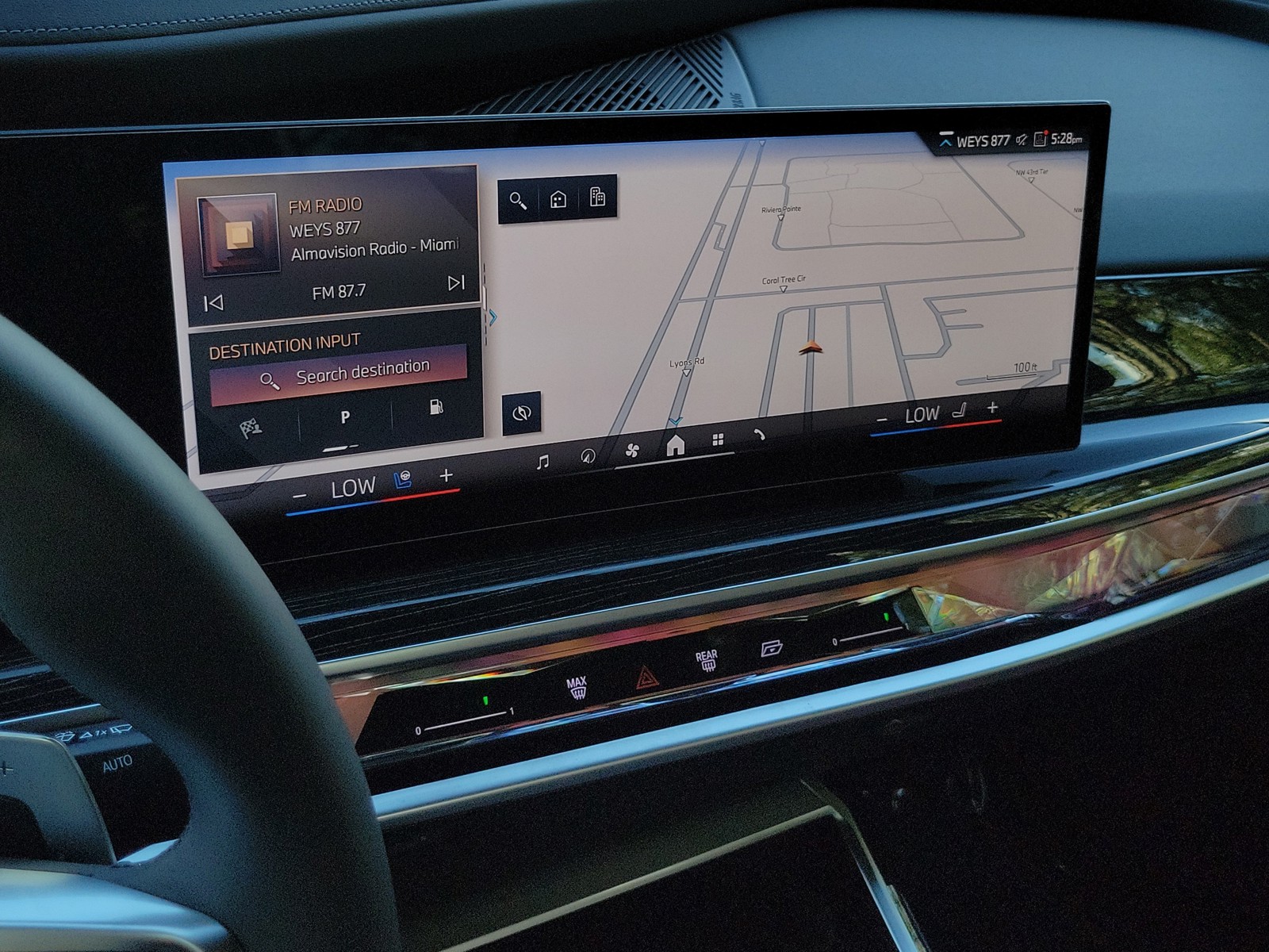 Used 2026 Brooklyn Grey Metallic BMW 740i image 29