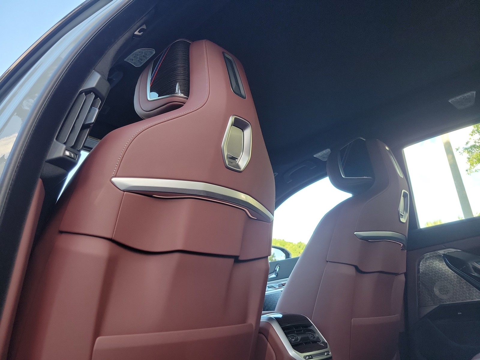 Used 2026 Brooklyn Grey Metallic BMW 740i image 16