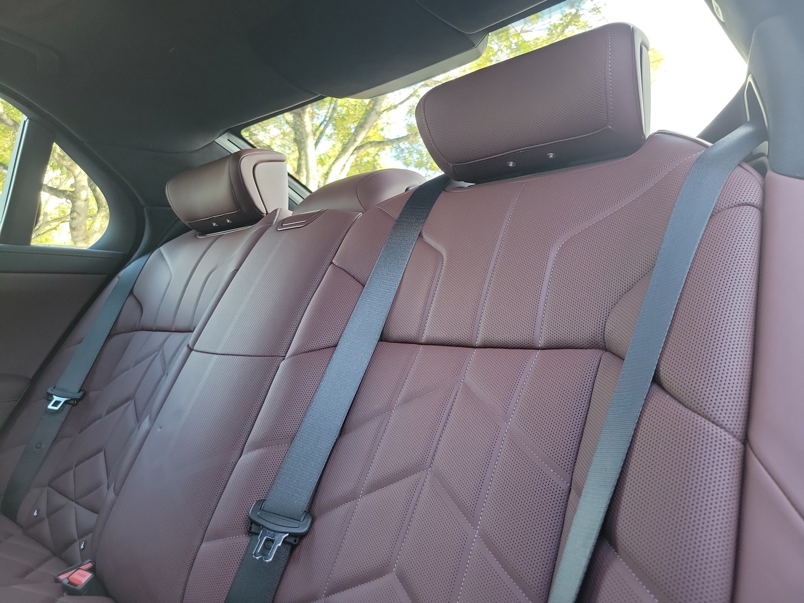 Used 2026 Brooklyn Grey Metallic BMW 740i image 14
