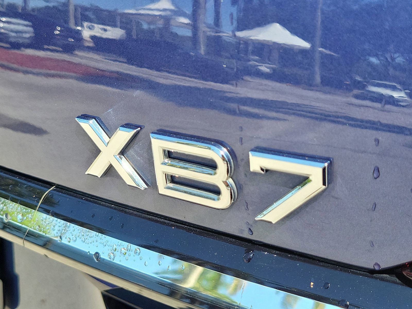 Certified Used 2024 ALPINA Blue Metallic BMW ALPINA XB7 image 5