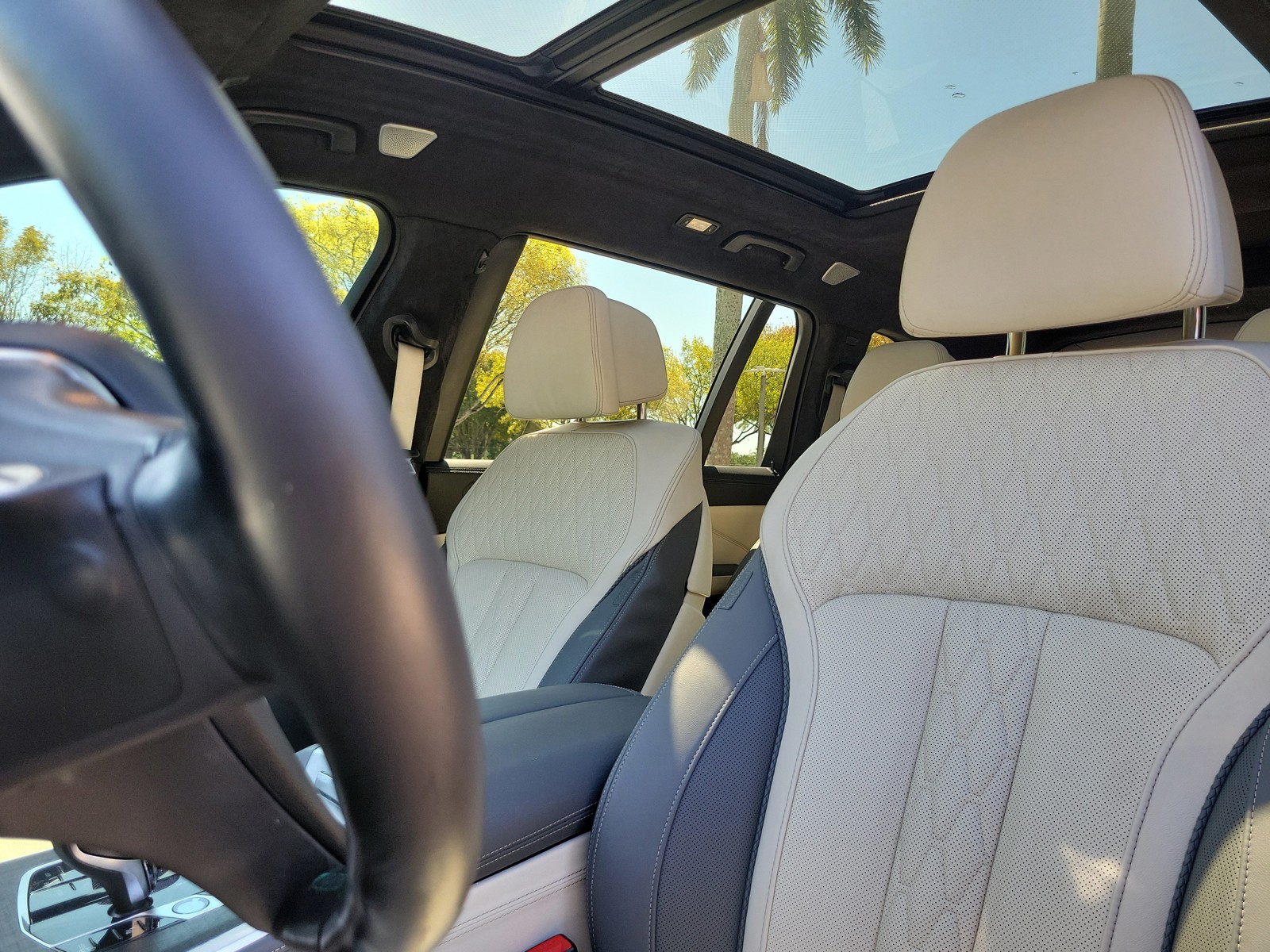 Certified Used 2024 ALPINA Blue Metallic BMW ALPINA XB7 image 25