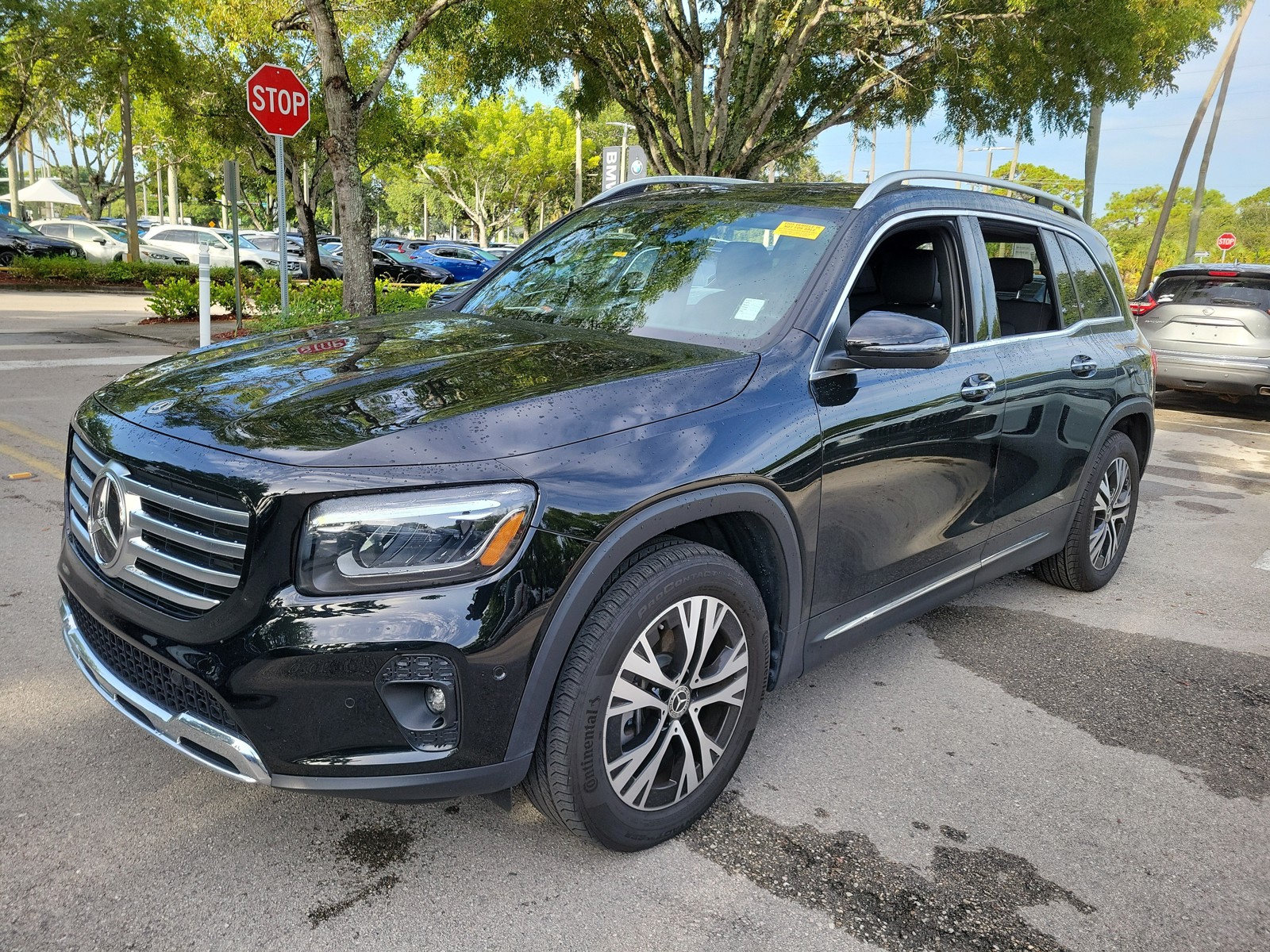 Used 2024 Black Mercedes-Benz GLB 250 image 3