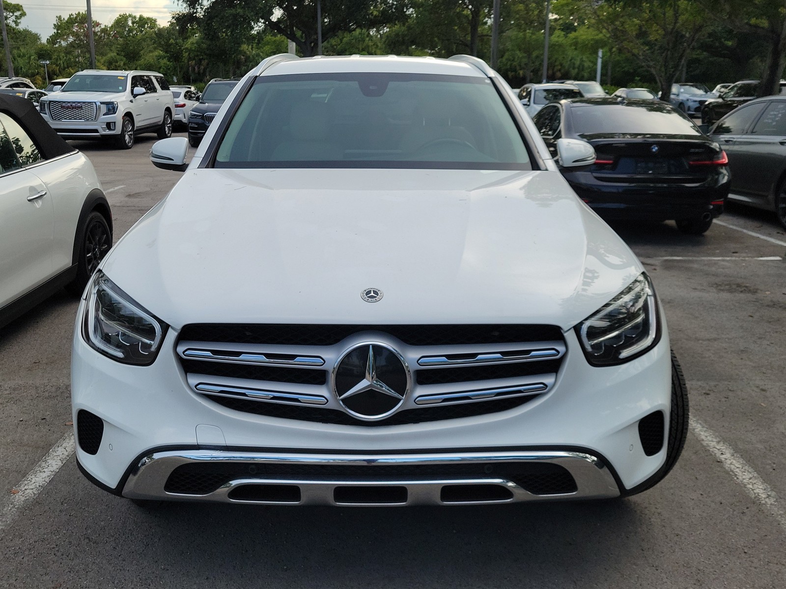 Used 2021 White Mercedes-Benz GLC 300 image 2