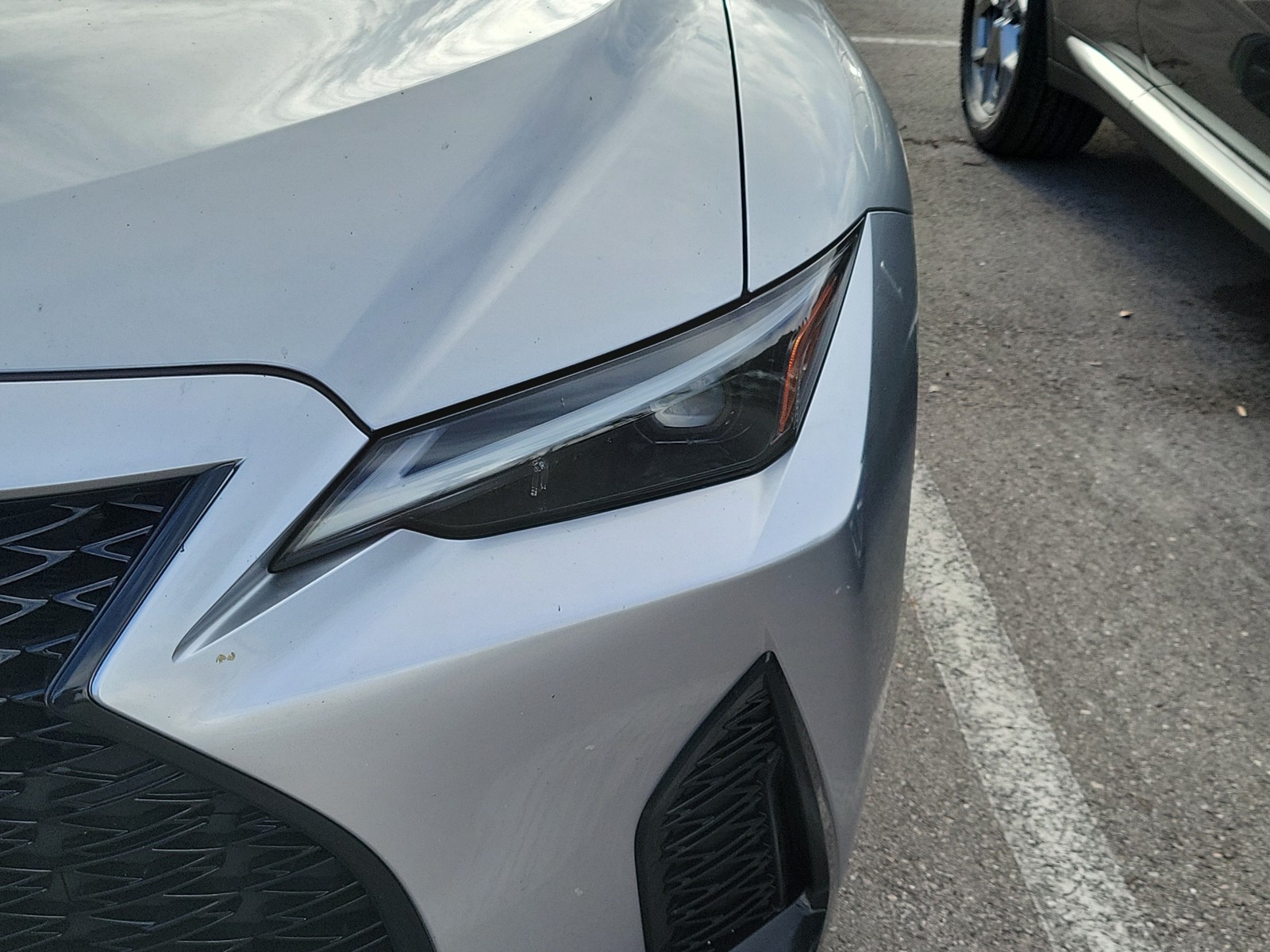 Used 2025 Iridium Lexus IS 350 F SPORT Design image 4