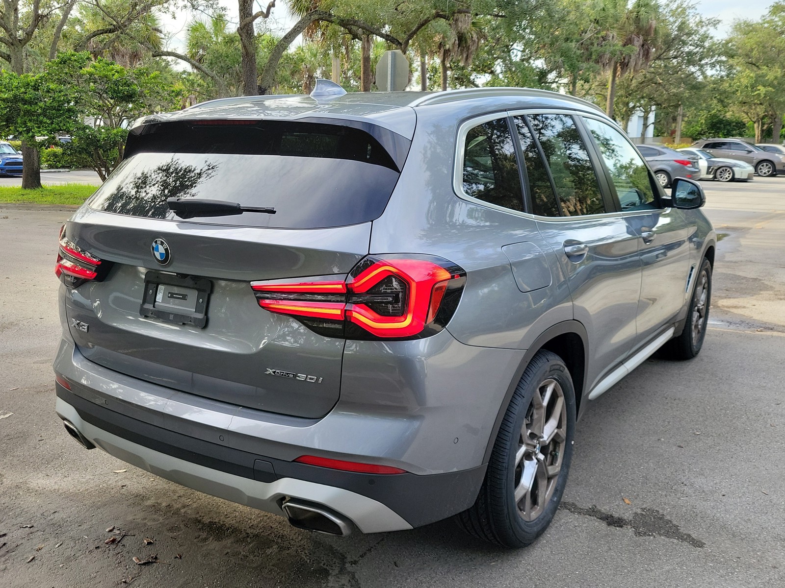 Certified Used 2023 Skyscraper Gray Metallic BMW xDrive30i image 6