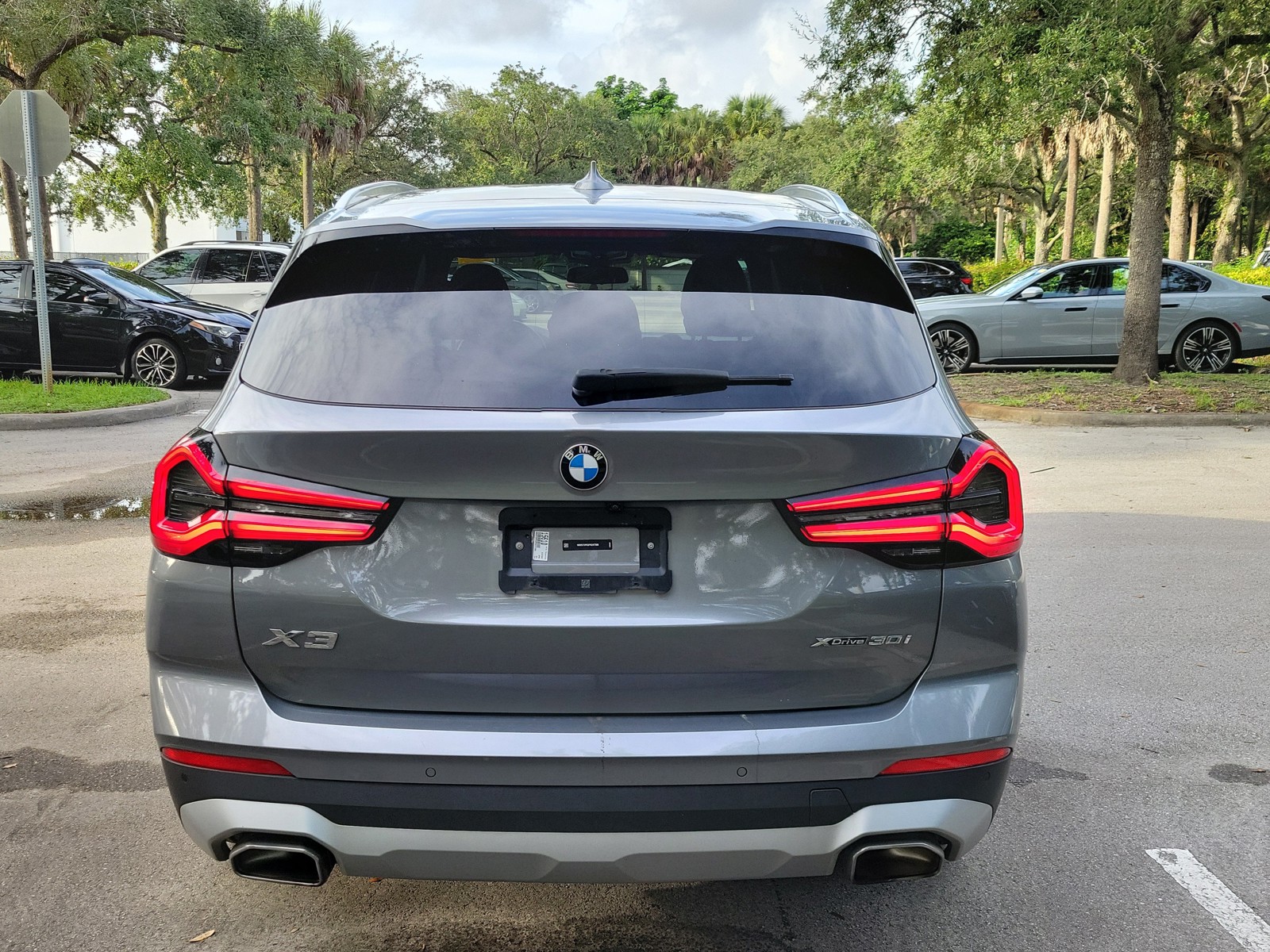 Certified Used 2023 Skyscraper Gray Metallic BMW xDrive30i image 5