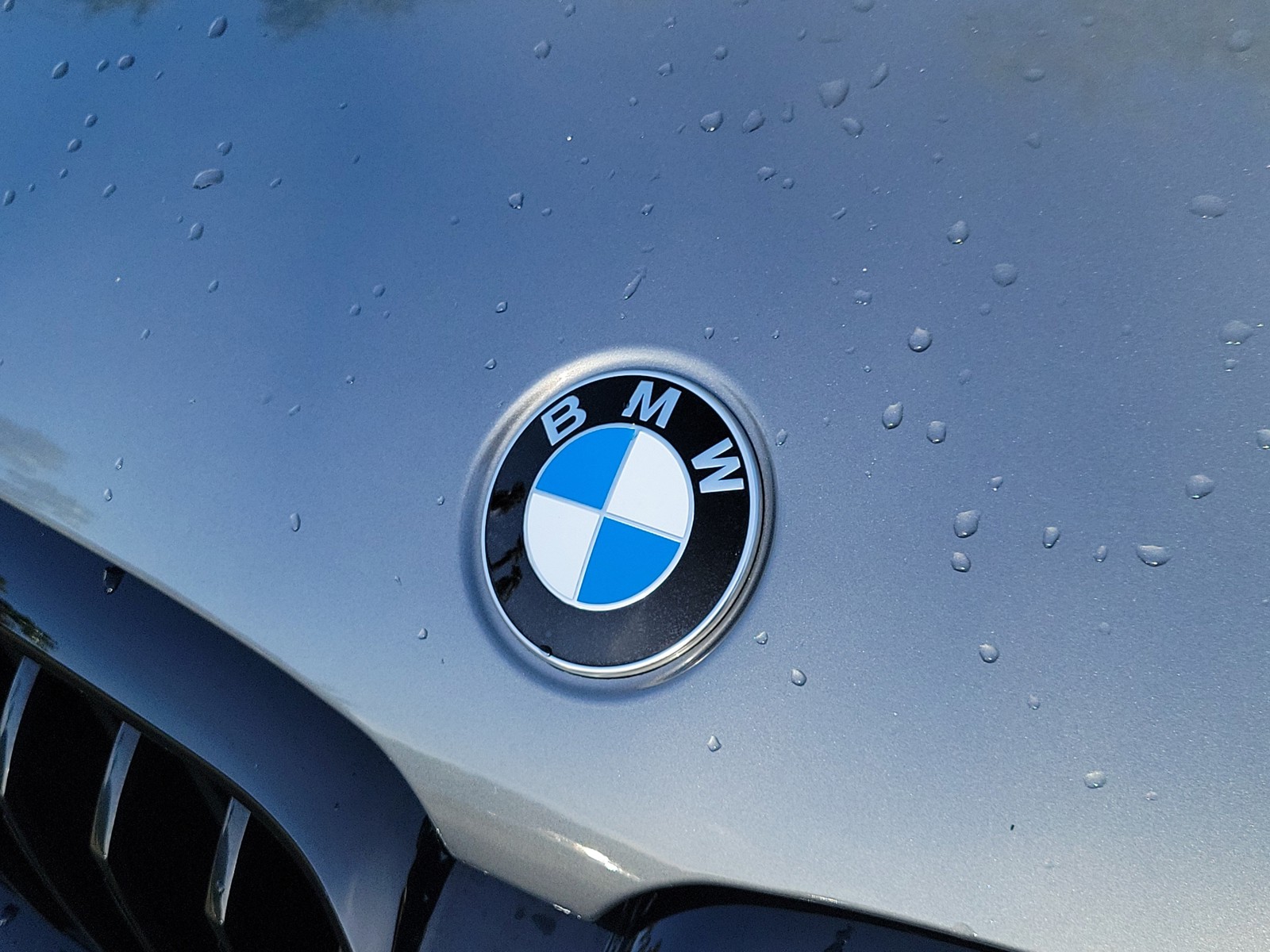 Certified Used 2023 Skyscraper Gray Metallic BMW 540i image 5