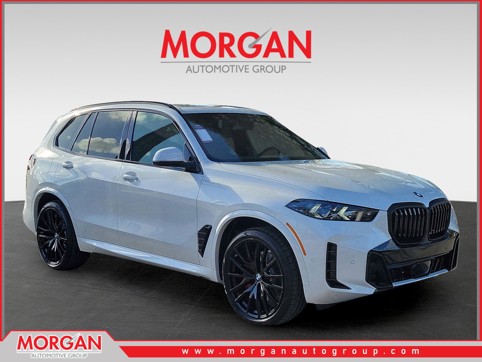 2026 BMW X5 sDrive40i in Mineral White Metallic — front three-quarter view
