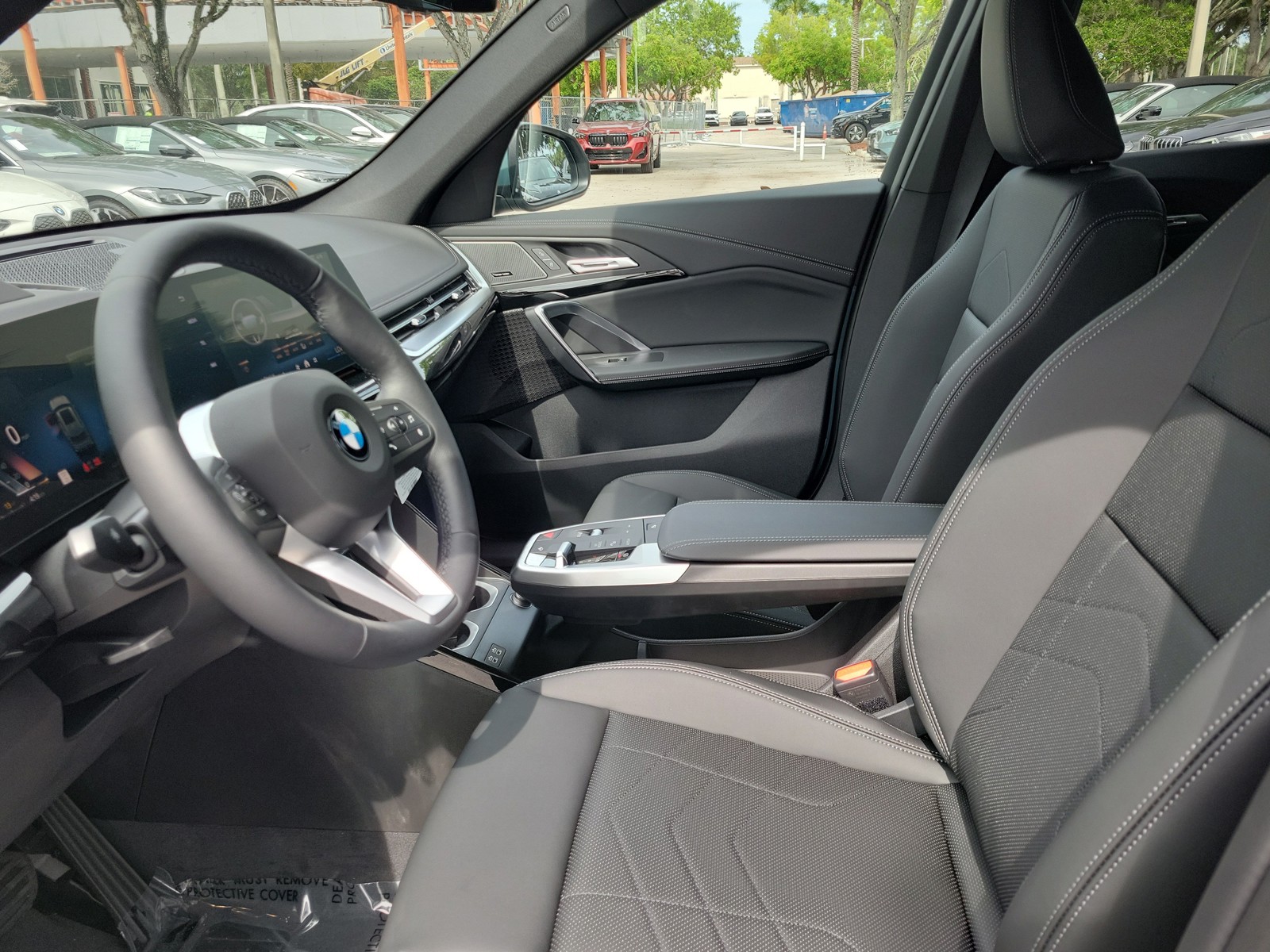 New 2026 Cape York Green Metallic BMW xDrive28i image 13