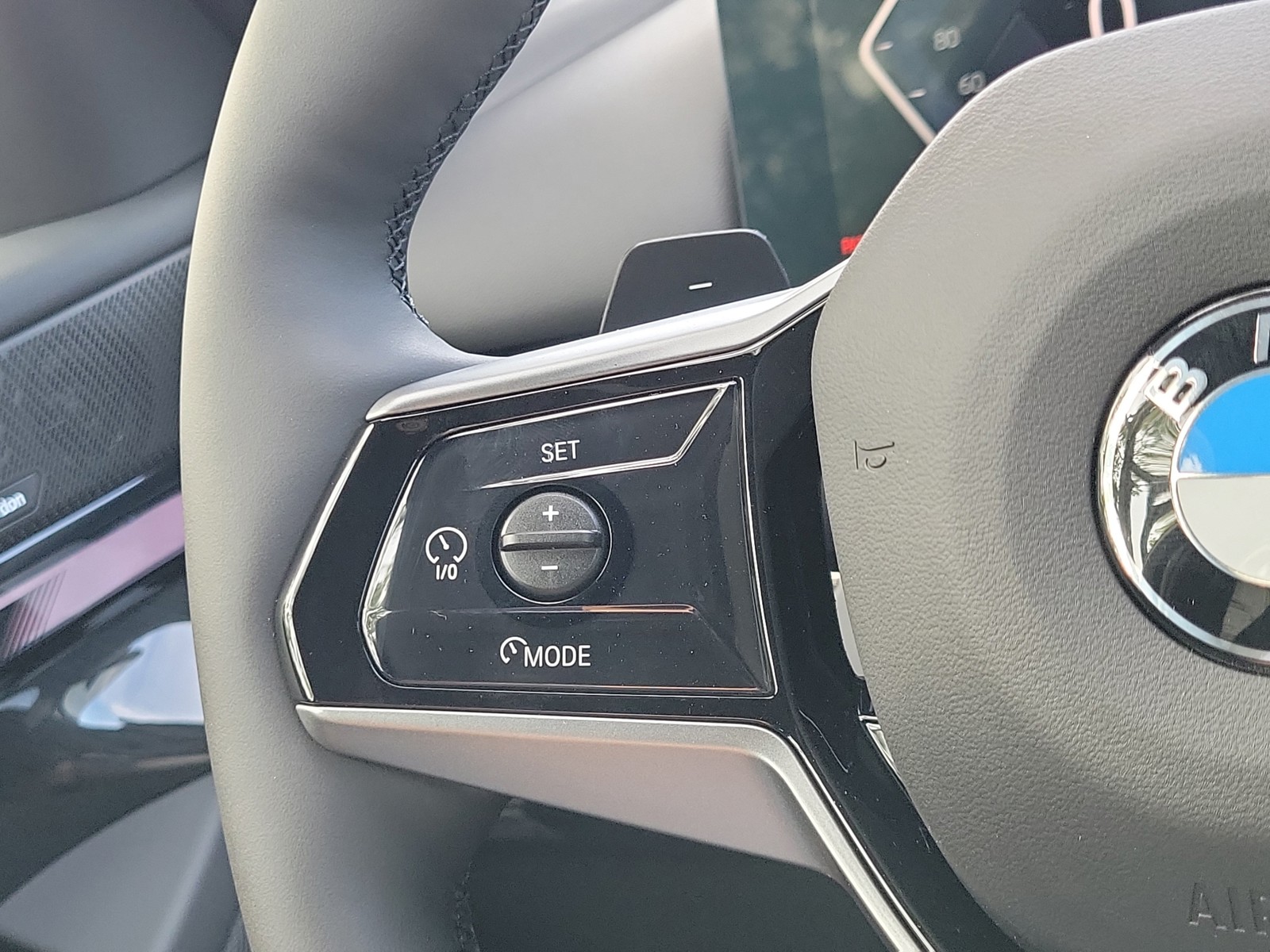 New 2027 Phytonic Blue Metallic BMW 530i image 18