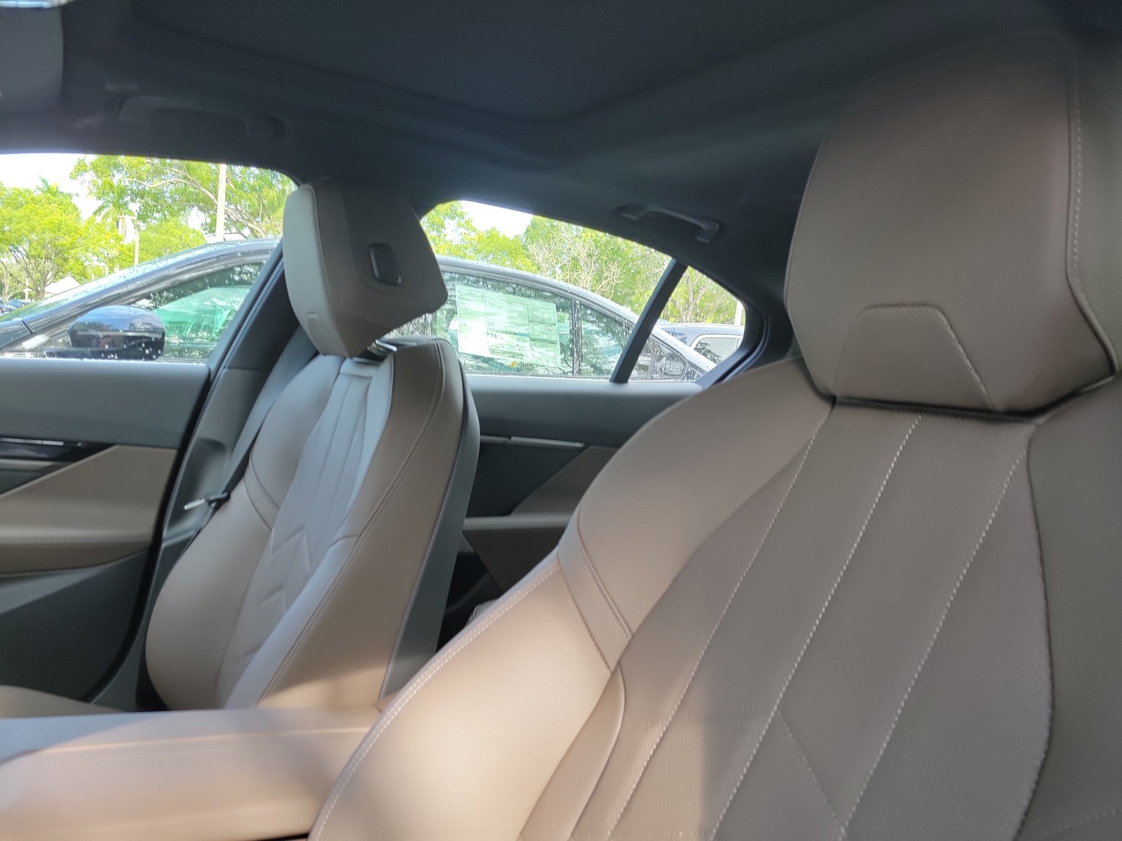 New 2027 Phytonic Blue Metallic BMW 530i image 13