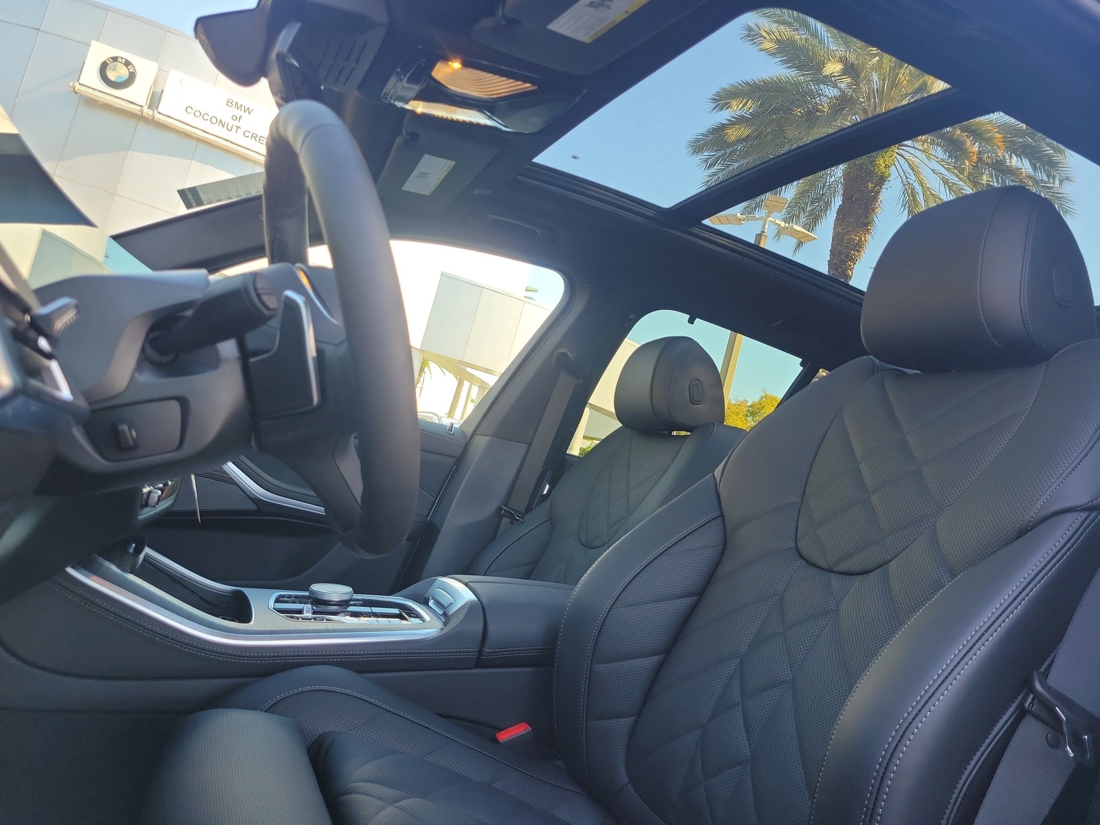 New 2026 Alpine White BMW xDrive40i image 22