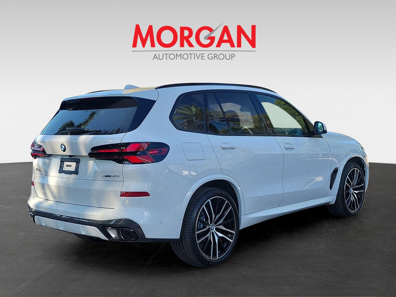 New 2026 Alpine White BMW xDrive40i image 4