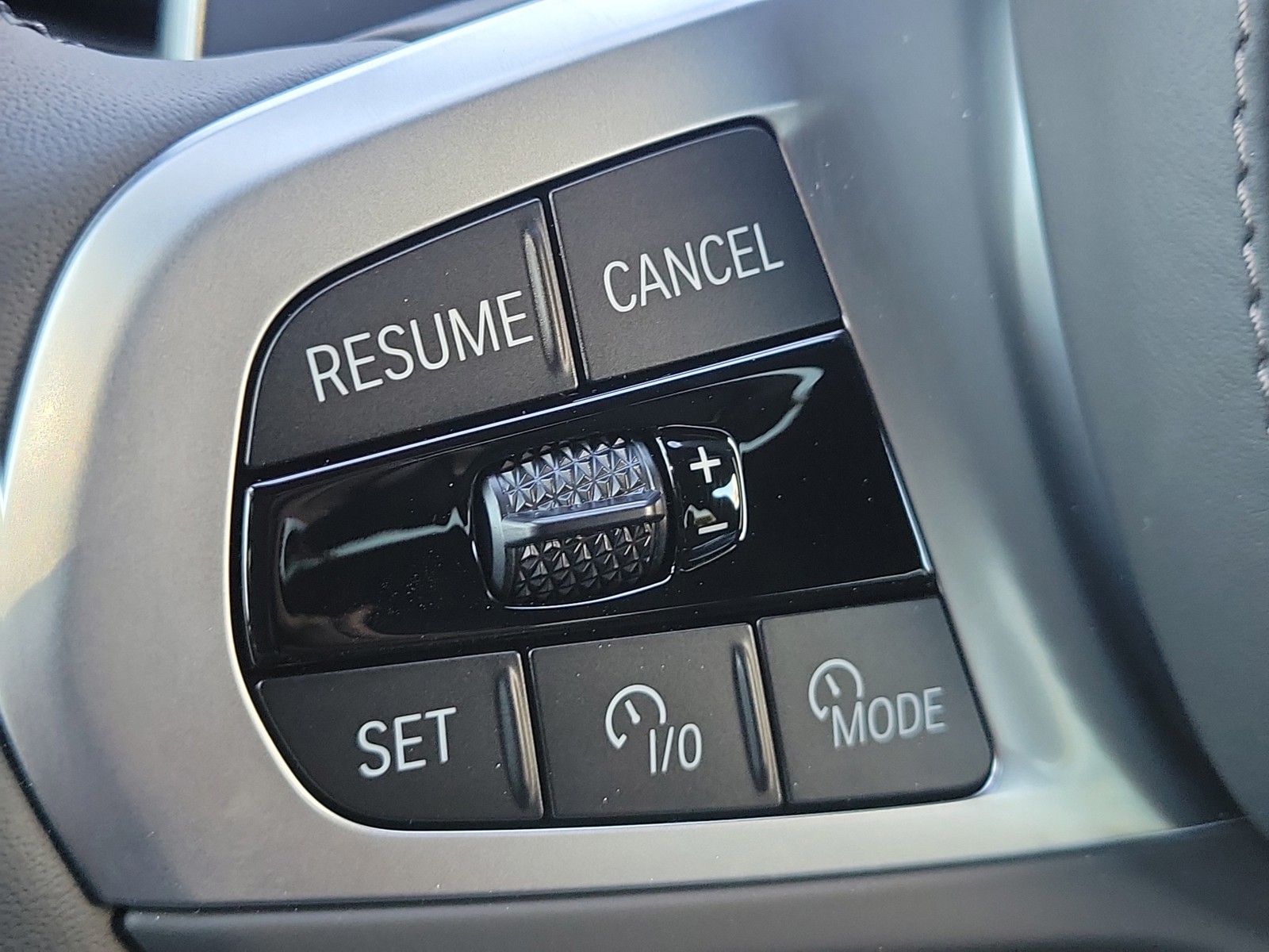 New 2026 Alpine White BMW xDrive40i image 26