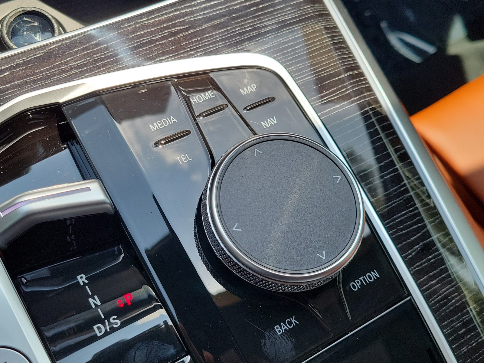New 2026 Black Sapphire Metallic BMW sDrive40i image 26