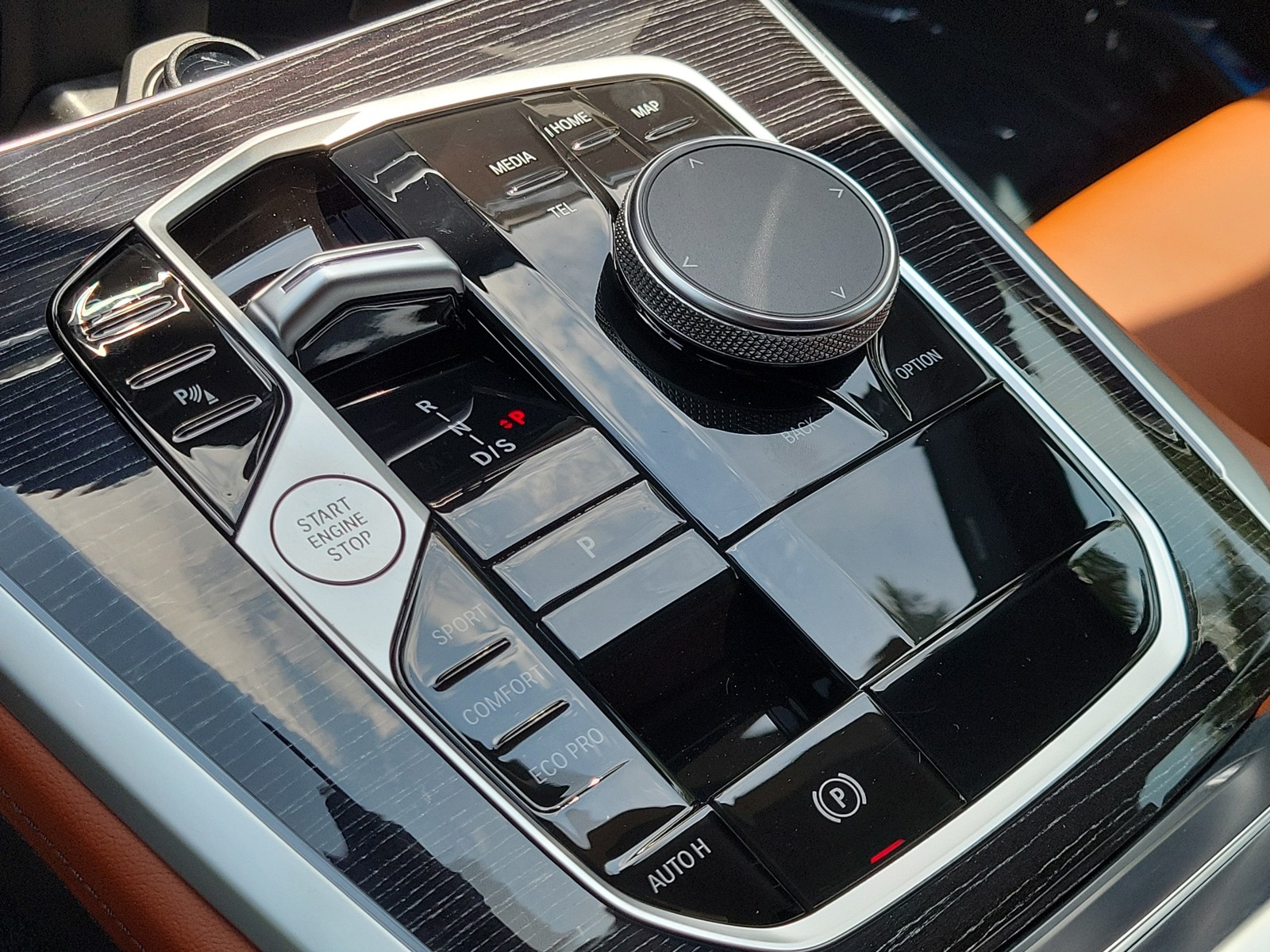 New 2026 Black Sapphire Metallic BMW sDrive40i image 23