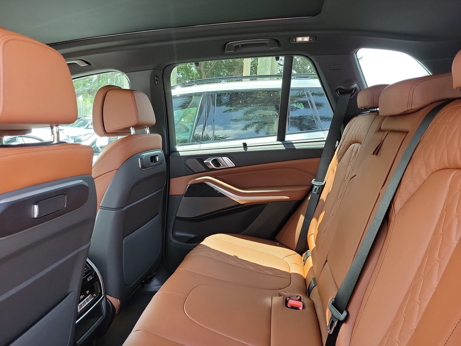 New 2026 Black Sapphire Metallic BMW sDrive40i image 8