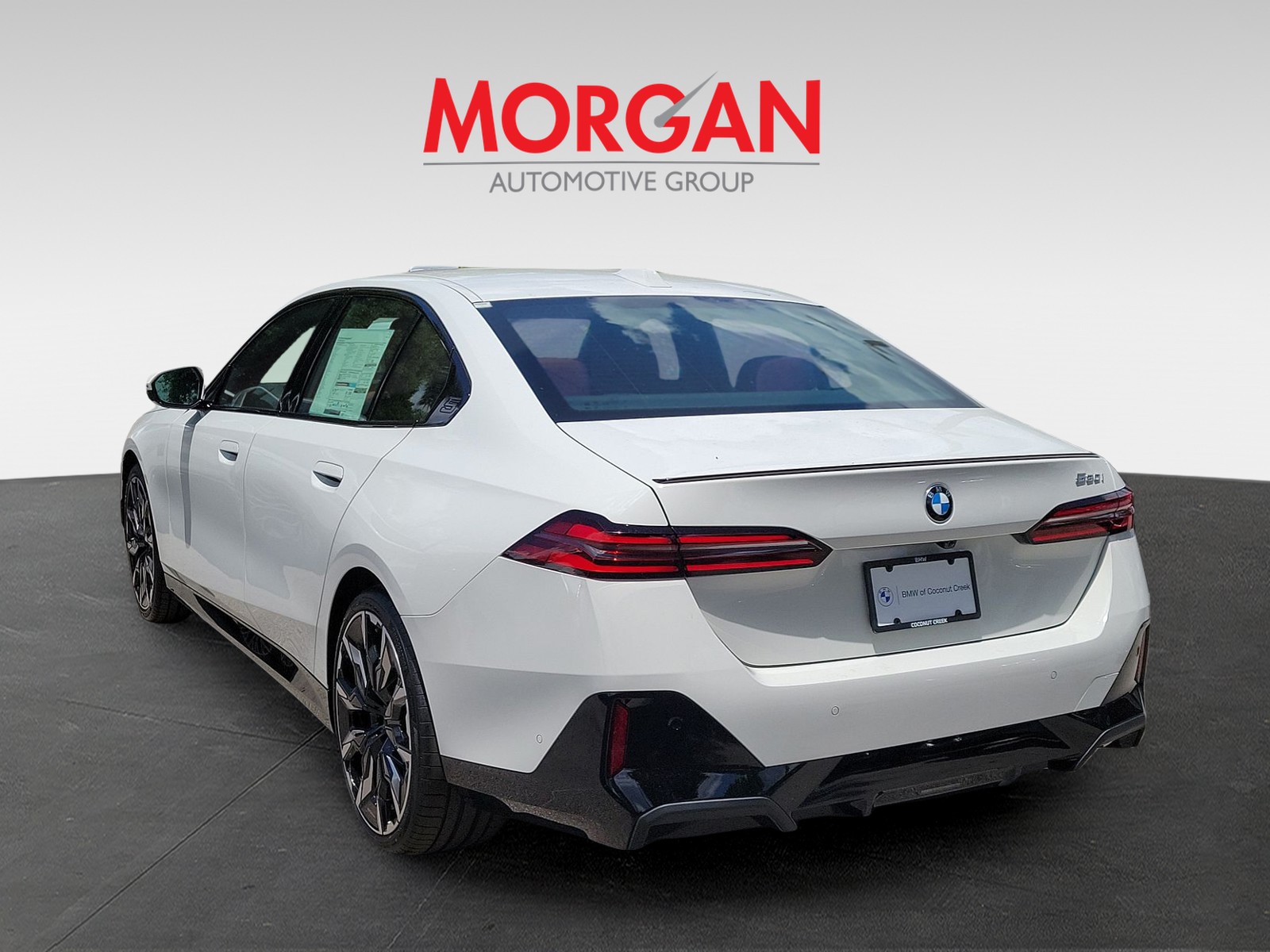 New 2027 Alpine White BMW 530i image 3