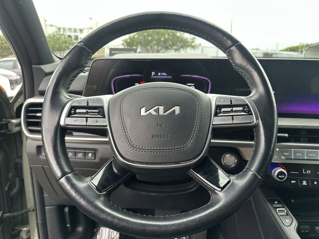 Certified Used 2024 Jungle Green Kia EX X-Line image 11