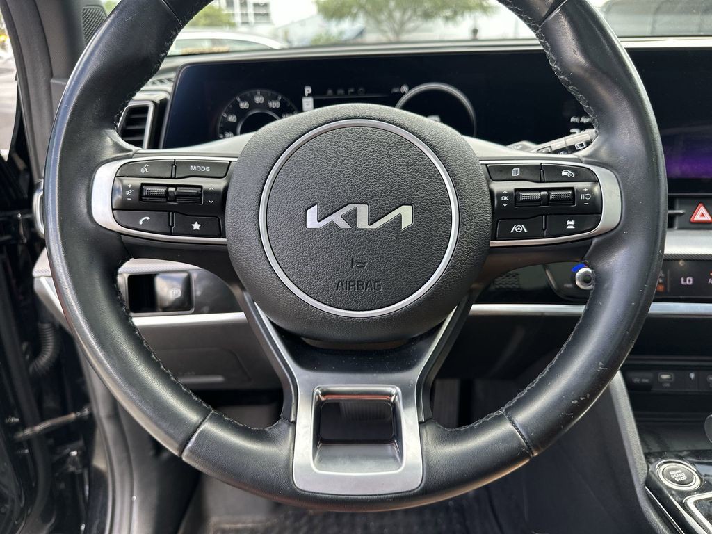 Certified Used 2024 Ebony Black Kia SX image 11