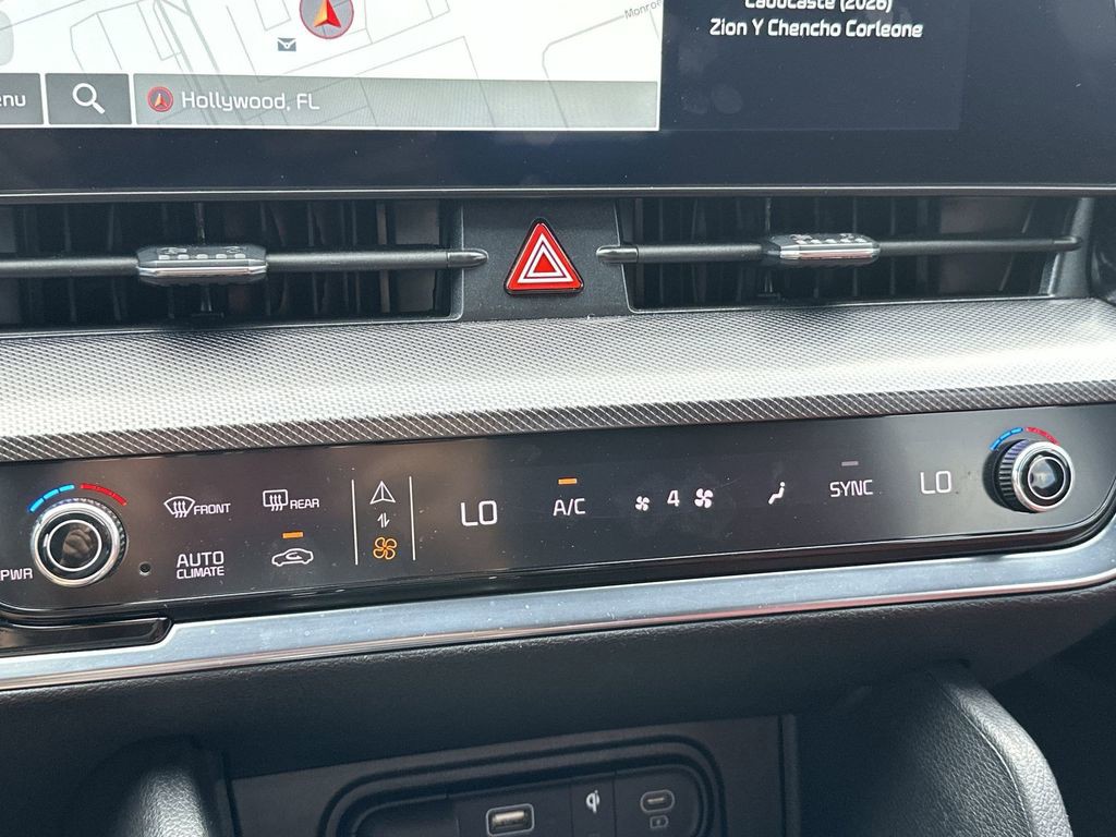 Certified Used 2024 Ebony Black Kia SX image 17