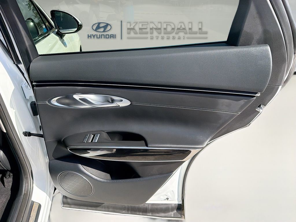 Used 2025 Uyuni White Genesis 2.5T image 29