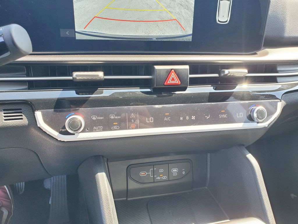 2026 Kia Sportage SX - Photo 24