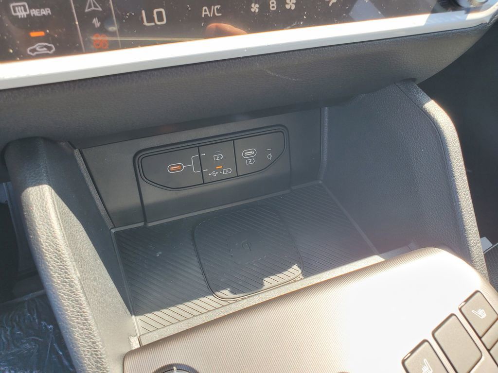 2026 Kia Sportage SX - Photo 25