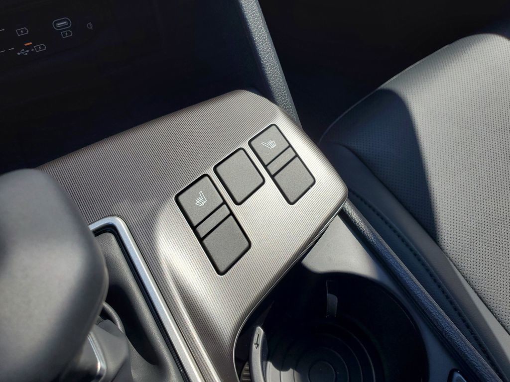 2026 Kia Sportage SX - Photo 26