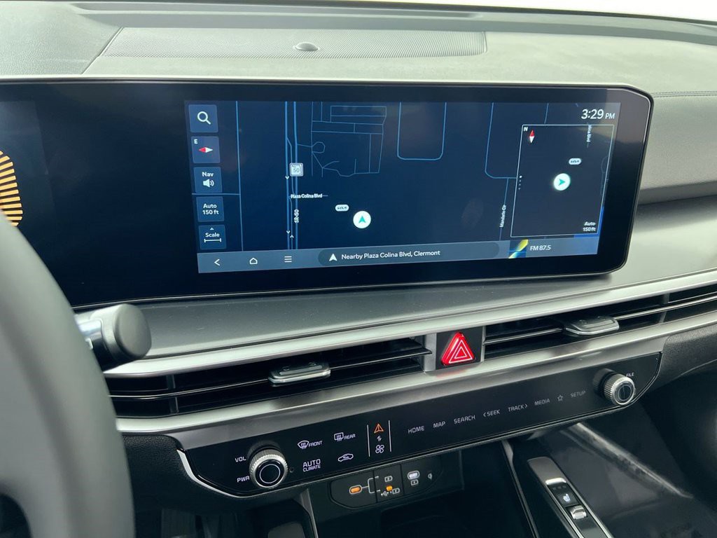 New 2026 Glacial White Pearl Kia  image 27