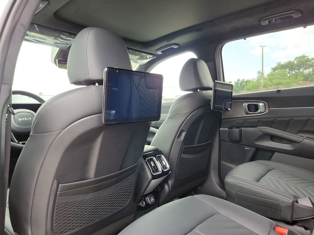2025 Kia Sorento X-Line SX Prestige - Photo 14