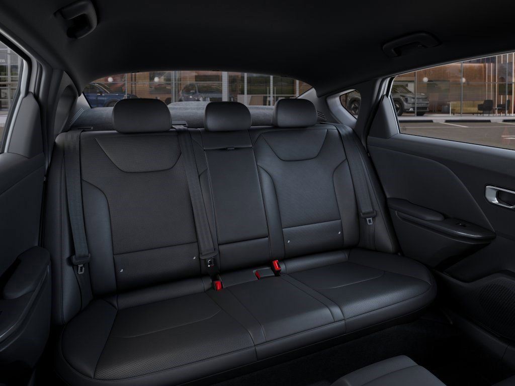 New 2026 Snow White Pearl Kia EX image 16