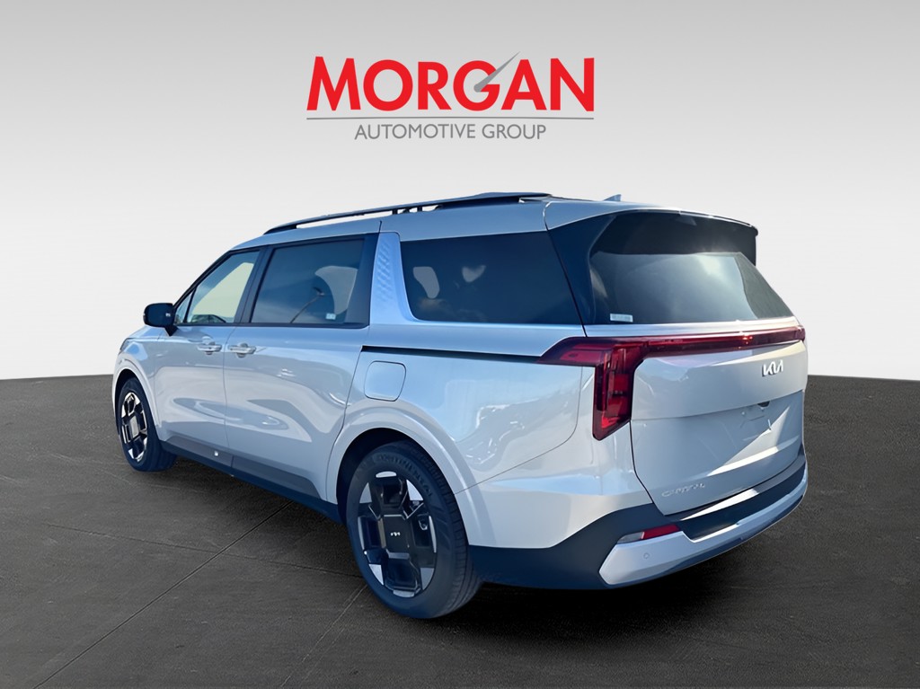 New 2027 Ivory Silver Kia  image 6