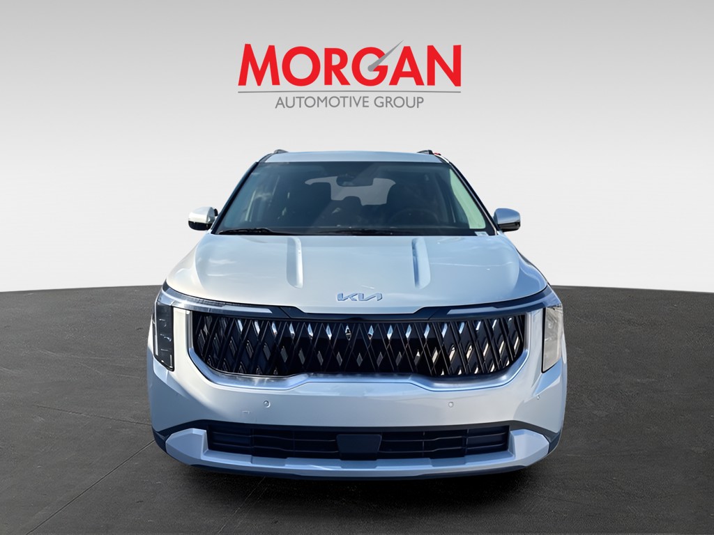 New 2027 Ivory Silver Kia  image 3